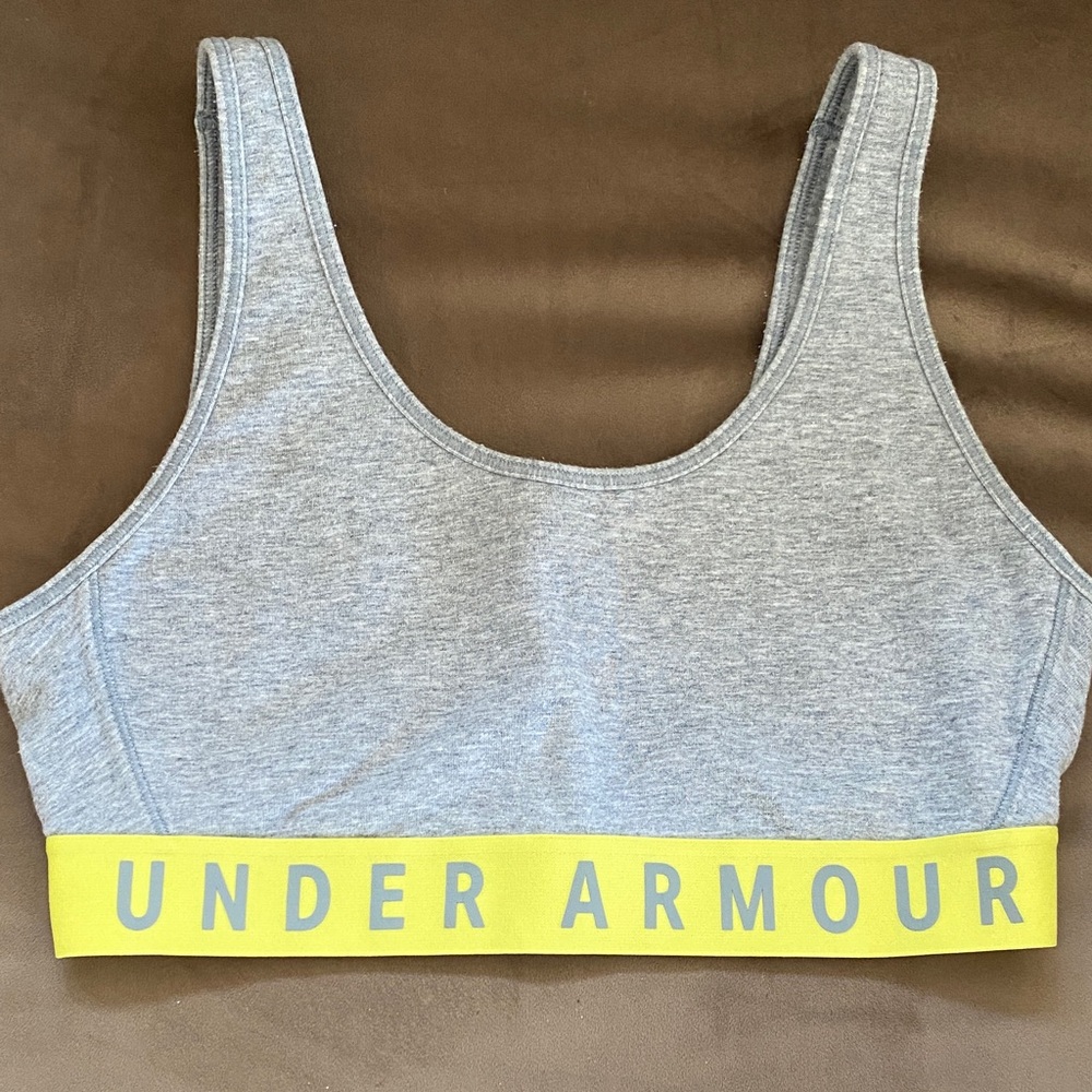 Under Armour Women's Sports Bra